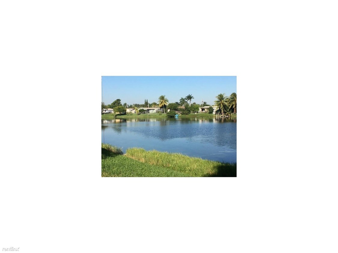 Foto principal - 3331 SW 35th St