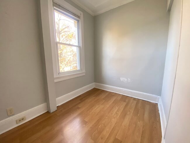 Office - 530 Valley Rd