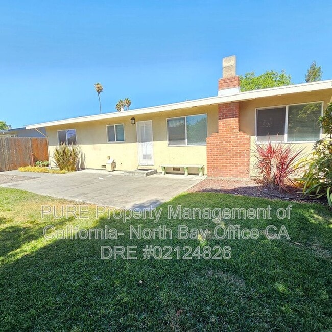 Building Photo - 132 Arlington Dr