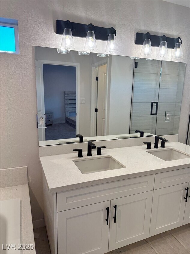 Foto del edificio - 2571 Bonano Ct