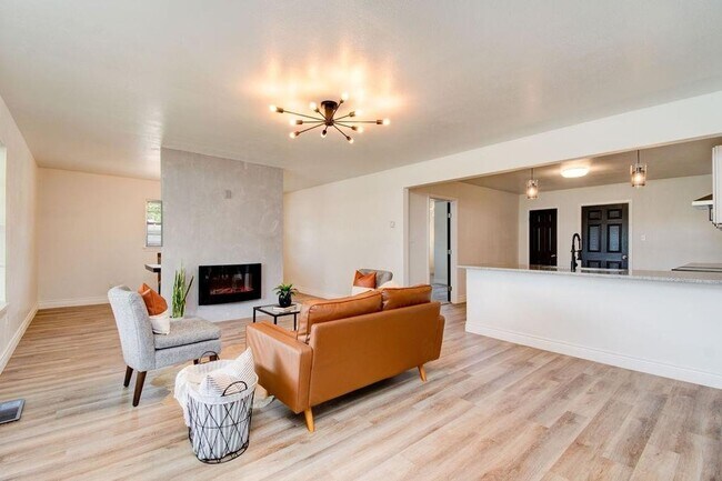 Foto del edificio - AVAILABLE FOR PRE-LEASE - Modern & Charming 3 Bedroom