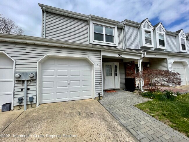 Foto del edificio - 52 Thorne Ln