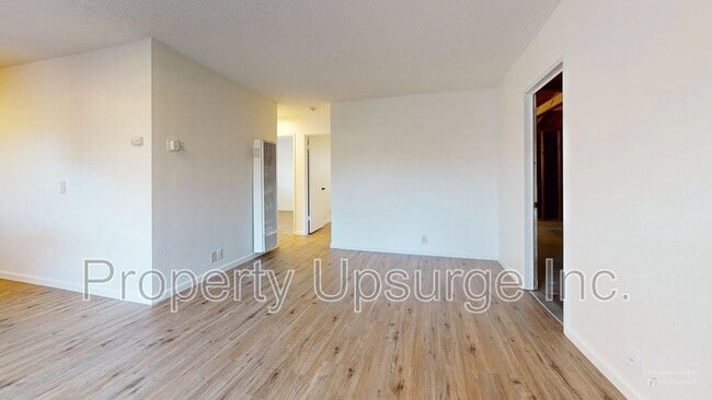 Foto del edificio - 2741 Gilmore Ln