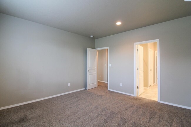 Foto del edificio - West Pasco 3 bed/2 bath Home