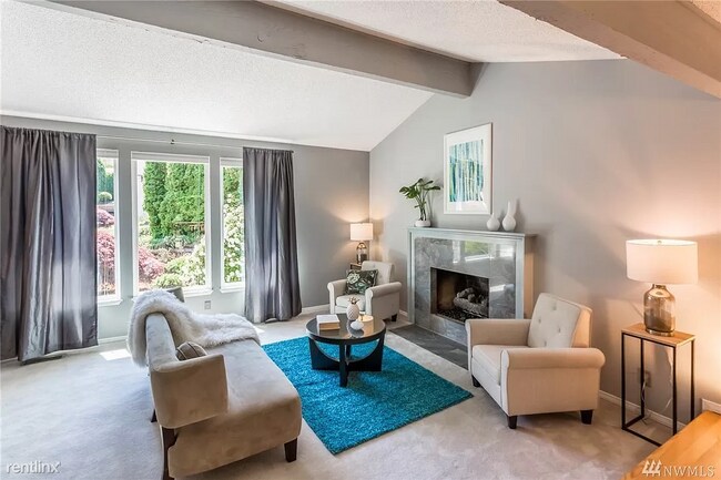 Foto del edificio - 4 br, 2.5 bath House - 4510 166th Place No...