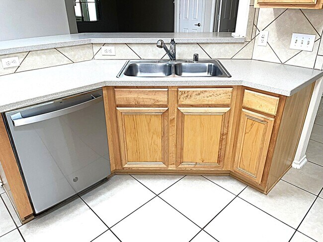 Building Photo - 21349 Terreton Springs Dr