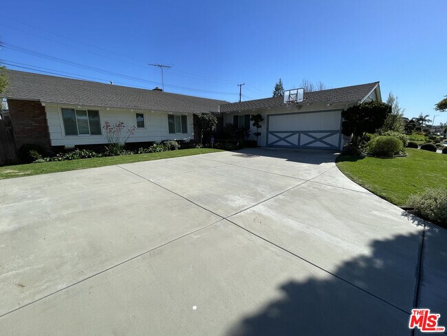 Building Photo - 6606 S Sherbourne Dr