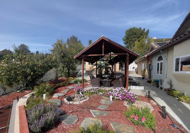Building Photo - 276 Via del Cerrito