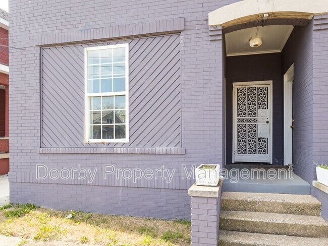 Foto del edificio - 1202 Duncan Ave