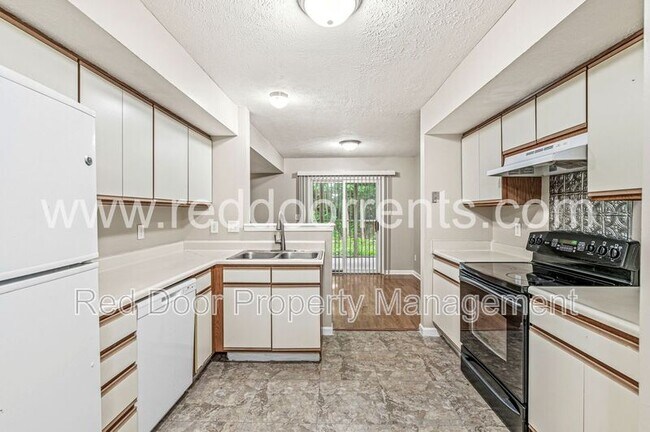 Foto del edificio - 10857 Cedar Pine Dr