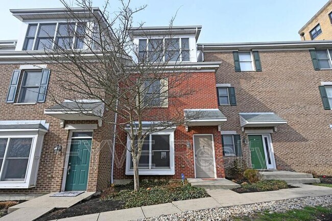 Foto del edificio - 1714 Grandmere Ln