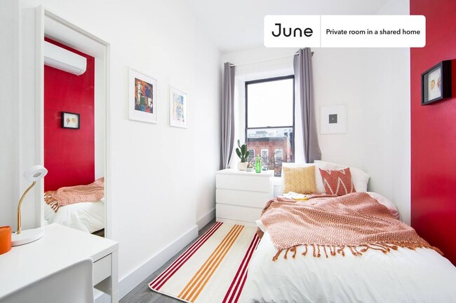 Building Photo - Cozy Private ROOM in Fort Greene