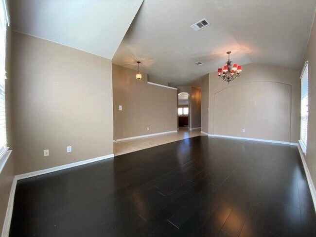 Foto del edificio - 712 Portchester Castle Path