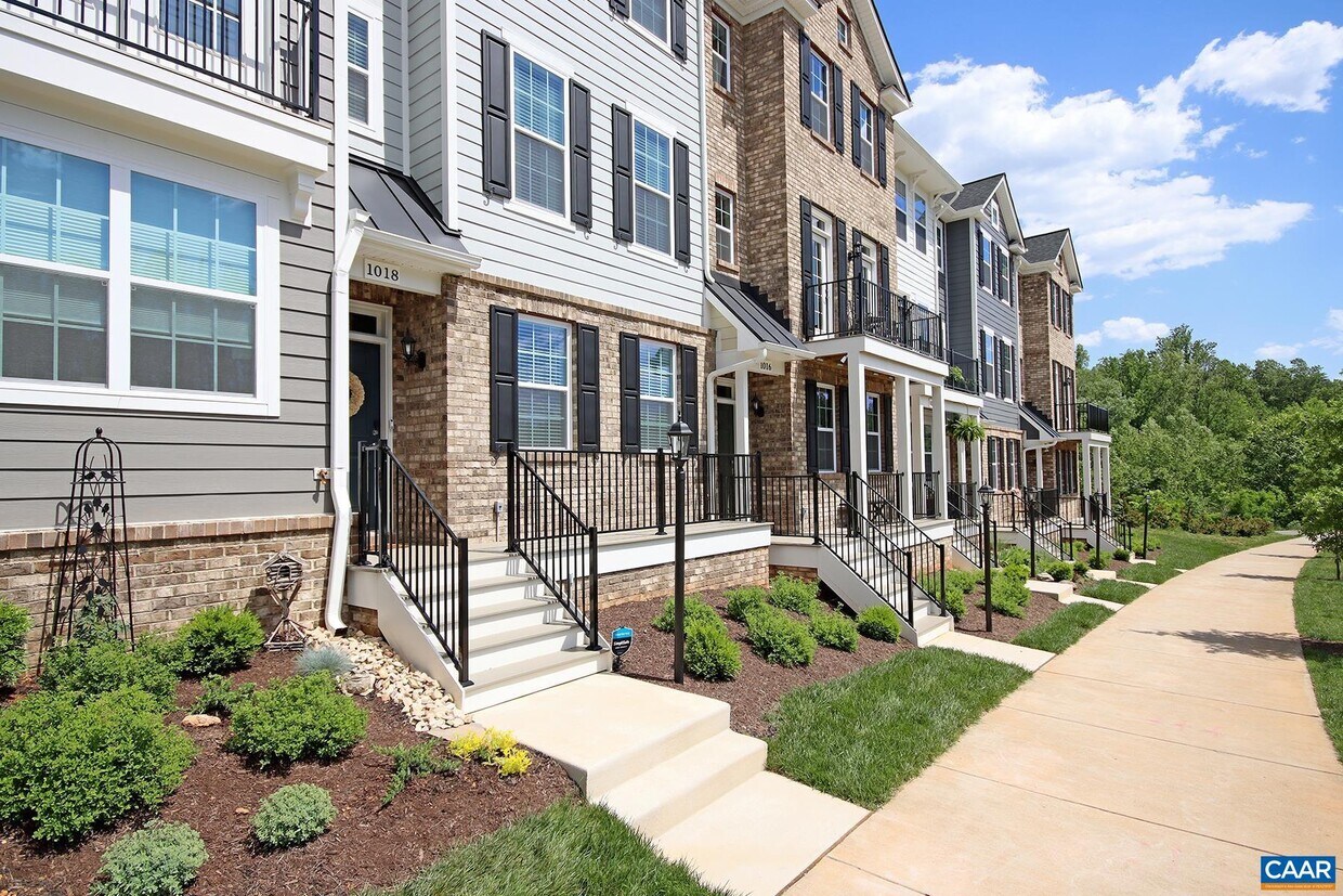 1018 Old Trail Dr, Crozet, VA 22932 Townhome Rentals in Crozet VA