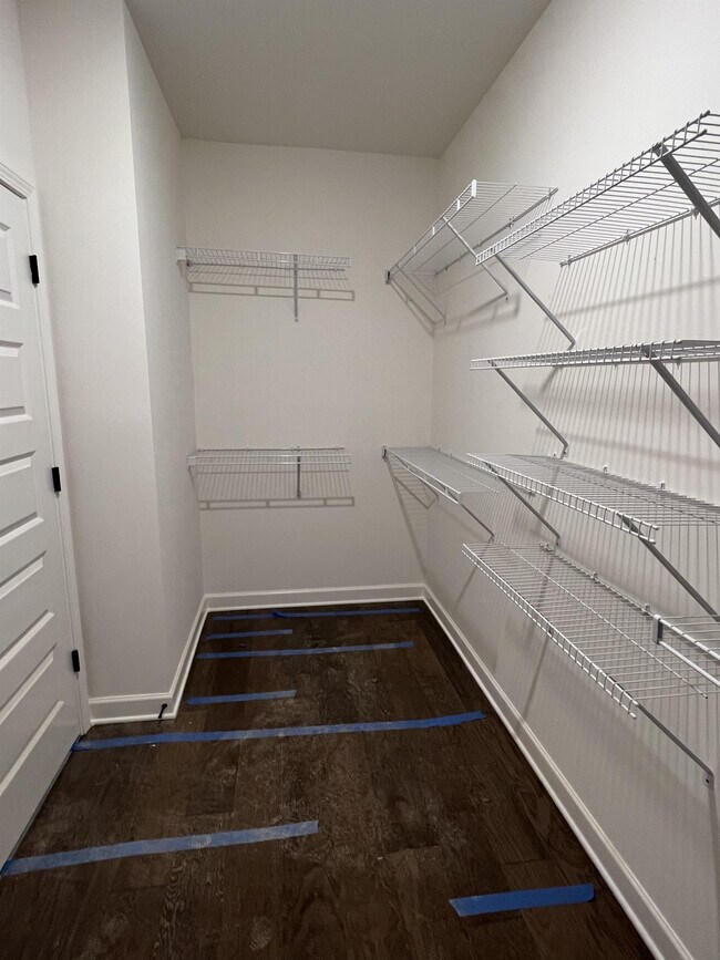 Foto del edificio - 3683 Carolines Way