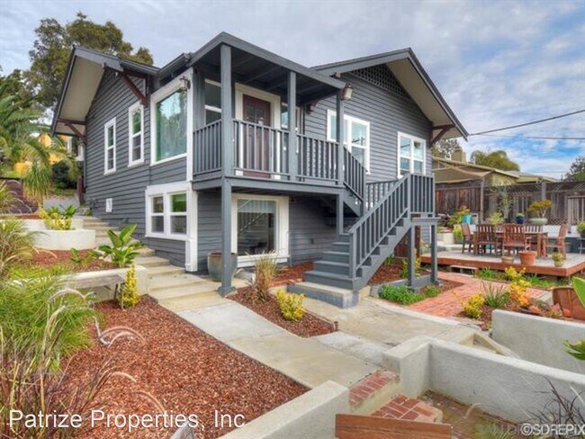 Building Photo - 3 br, 2 bath House - 3154 Elm St.