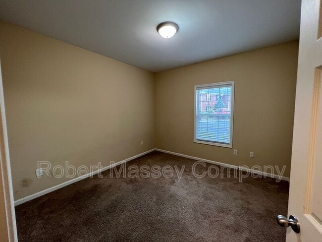Building Photo - 12500 Townepark Way