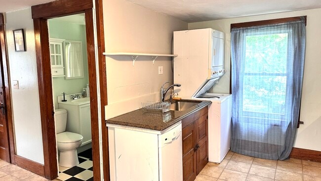 Photo - 30 Dana St Townhome