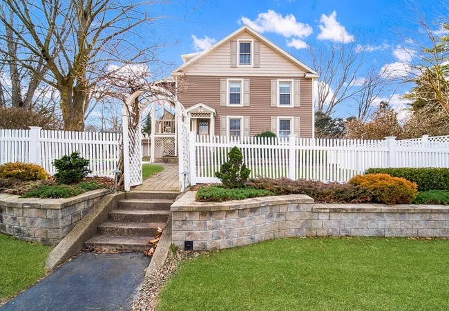 Building Photo - 14 Leonard St