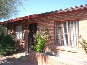 Building Photo - 4135 E Brown Way