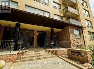 Building Photo - 740 Eglinton Ave W