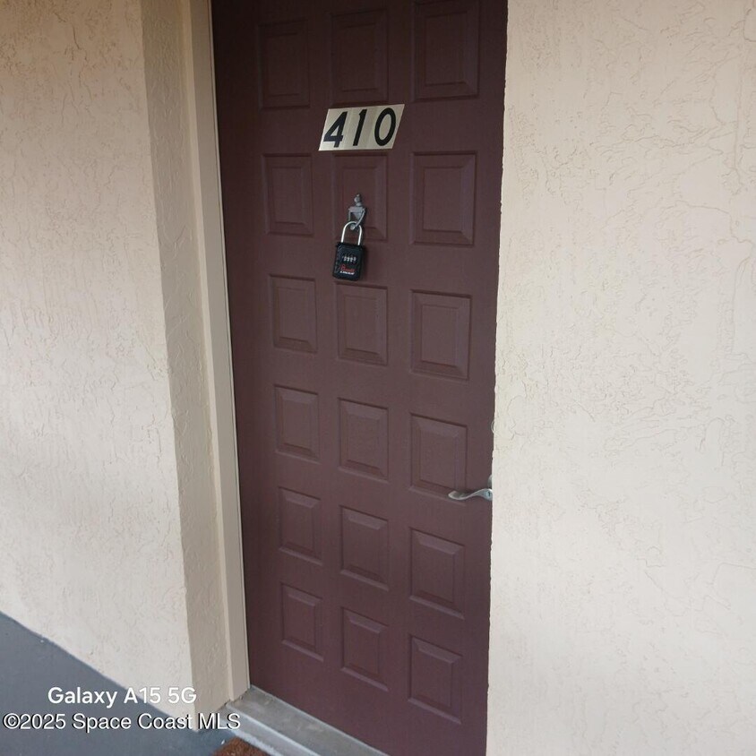 Primary Photo - 205 Palmetto Ave