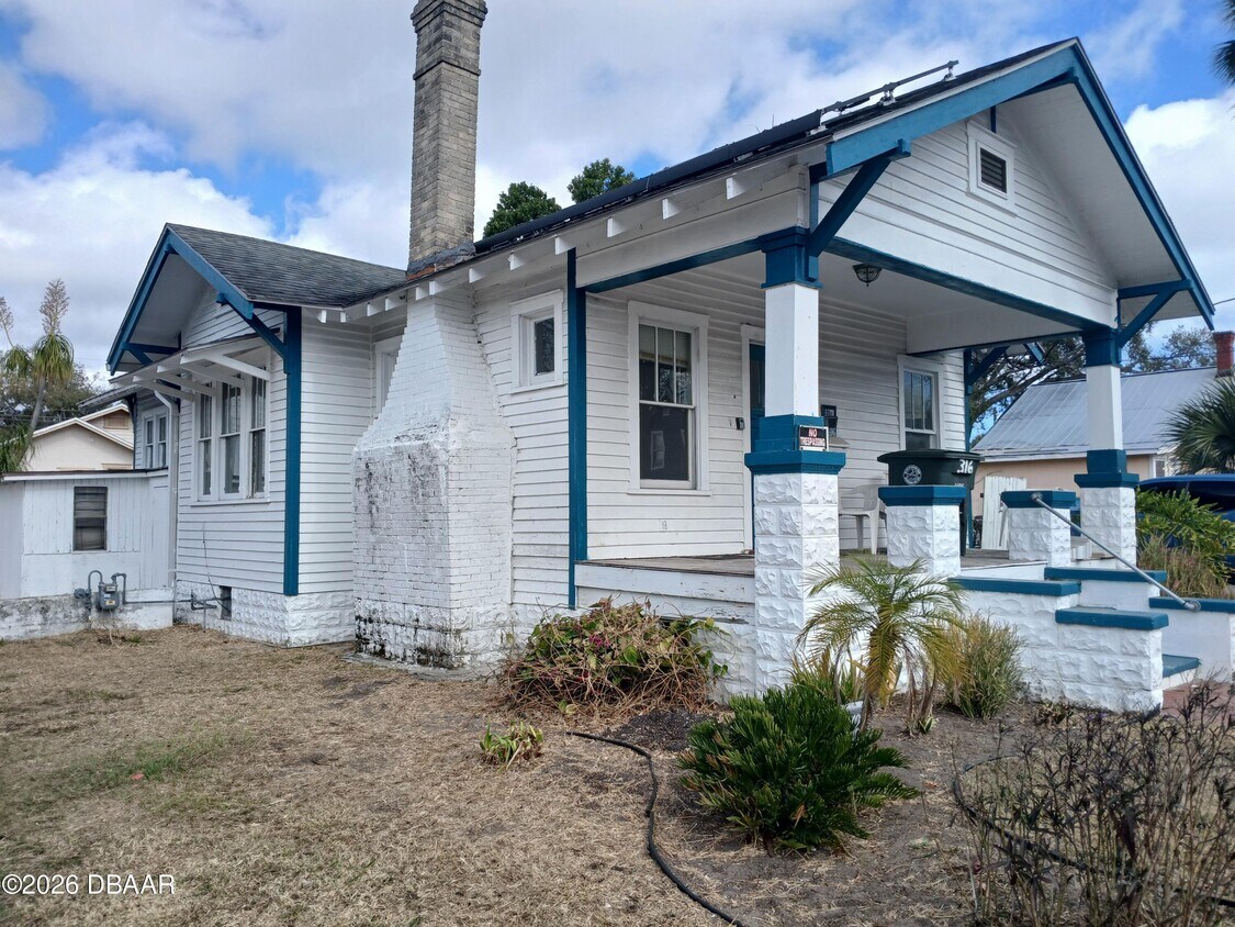 Building Photo - 316 Michigan Ave