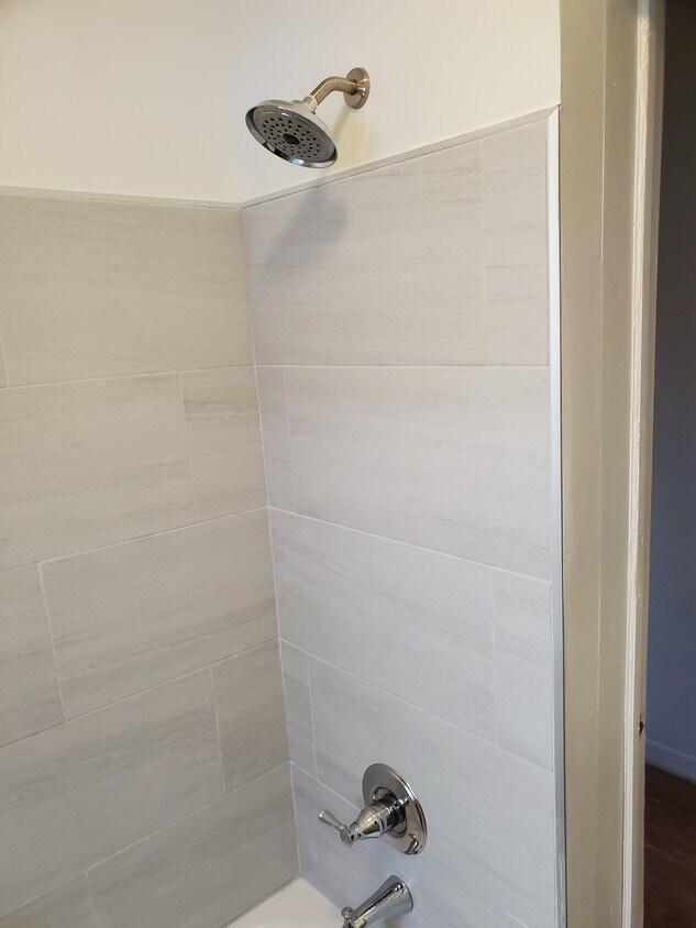 Building Photo - 732 Hendrix Street