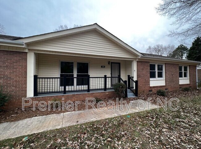 Building Photo - 4972 Shattalon Dr