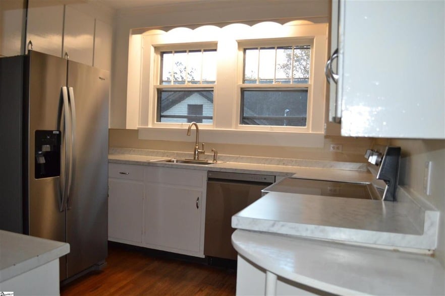 Photo - 40 Lanneau Drive Unit