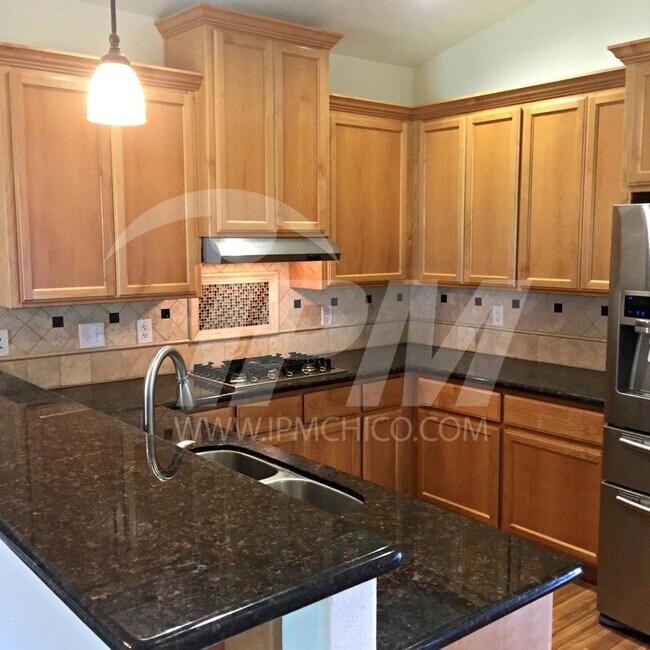Foto del edificio - 1271 Whitewood Way