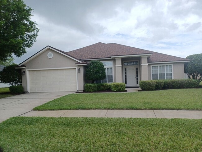 Large 3 BR 2 BA Rental in Desirable Area - Large 3 BR 2 BA Rental in Desirable Area House