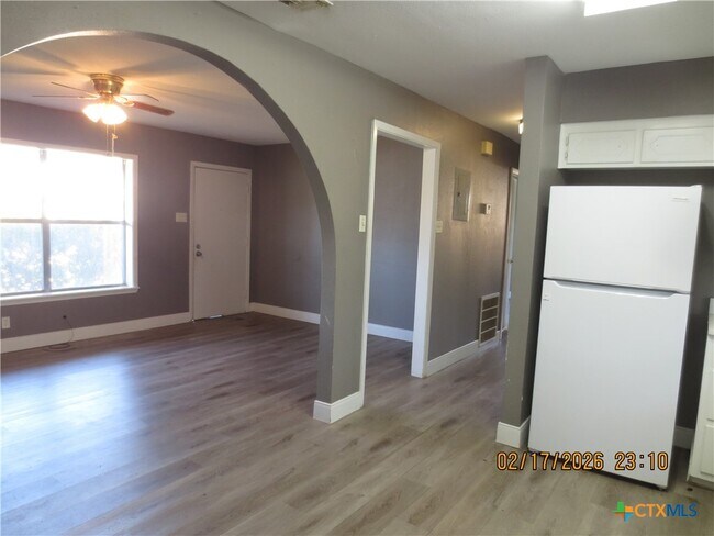 Foto del edificio - 2003 E Mimosa Ave