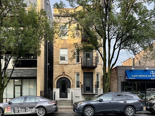 Foto del edificio - 1015 N California Ave