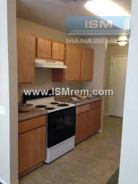 Foto del edificio - 633 Hot Springs Rd