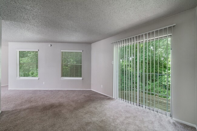 Building Photo - Shadow Ridge
