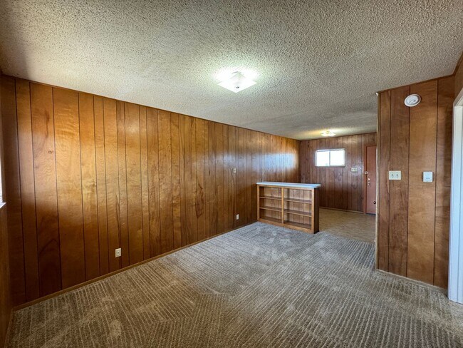 Foto del edificio - 805 W Hallmark Ave