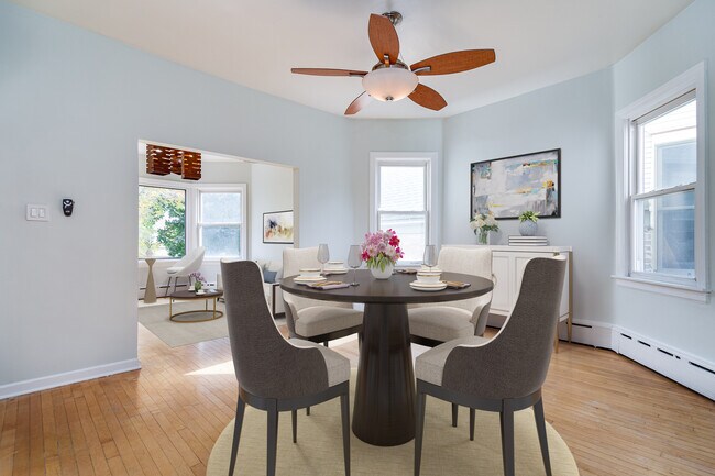 Foto del edificio - 2650 N Saint Louis Ave