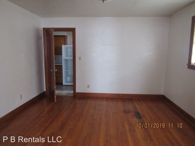 Building Photo - 2 br, 1 bath House - 1612 SW A Ave