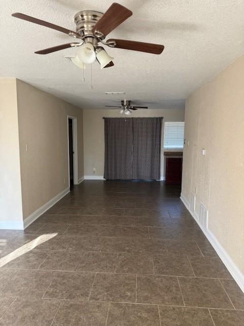 Foto del edificio - 830 Ross Cir