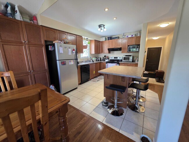 Photo du bâtiment - 496 McCallum St