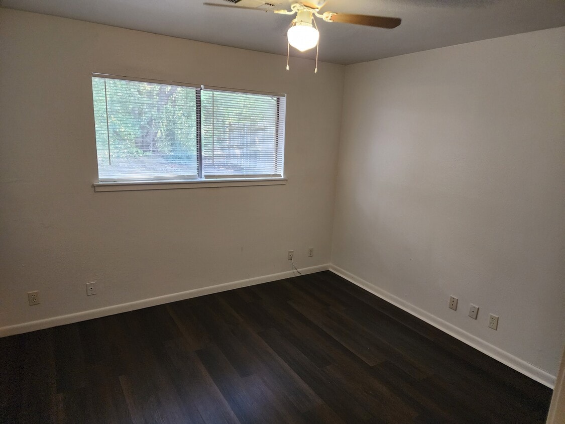 Foto principal - 1802 Archer Dr