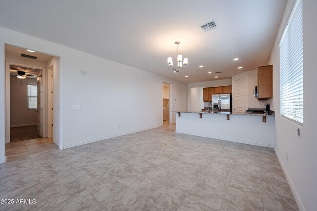Foto del edificio - 5016 N 87th Ln