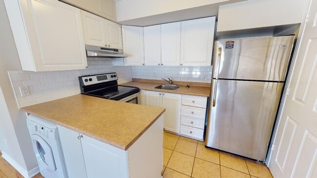 Photo de l'intérieur - 1230-1240 Emperor