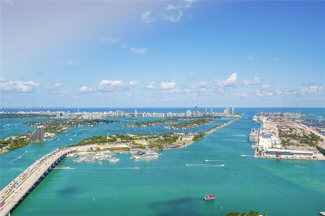 Foto del edificio - 1100 Biscayne Blvd