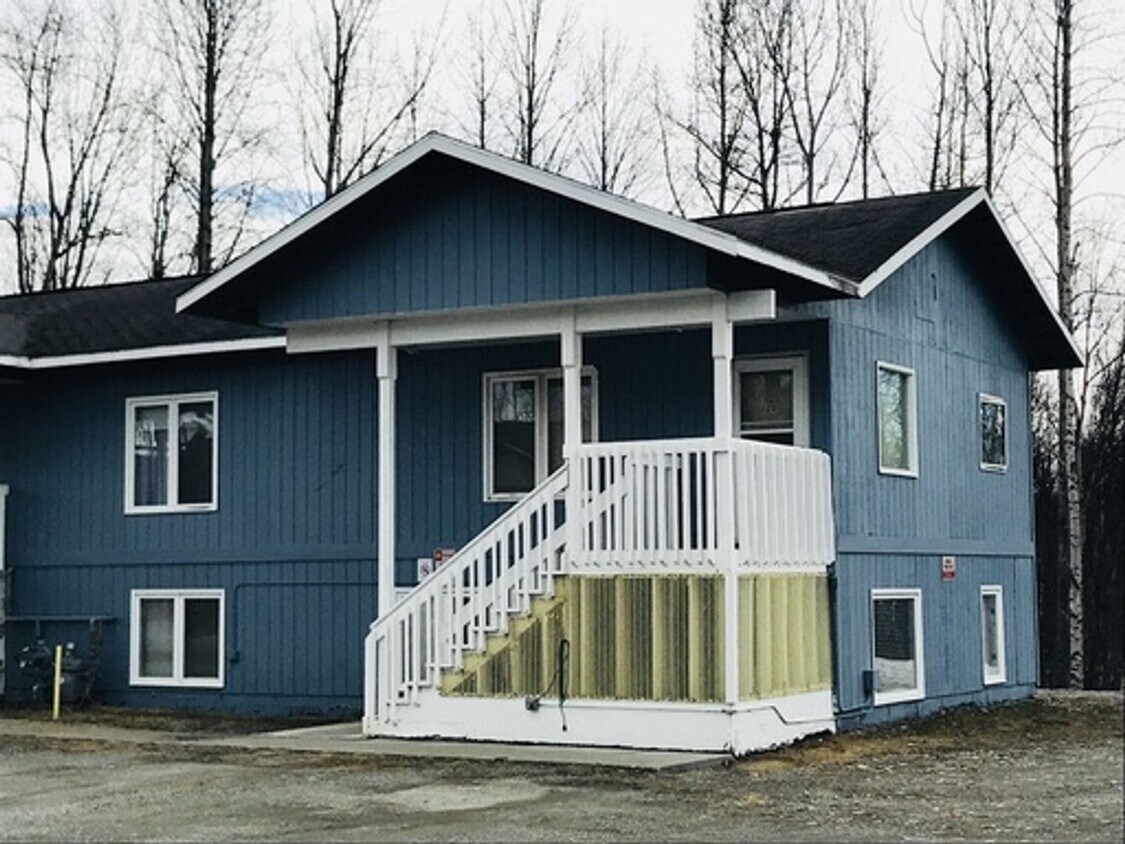 Primary Photo - 2 BD | 1 BA Nestled on a Cul-De-Sac