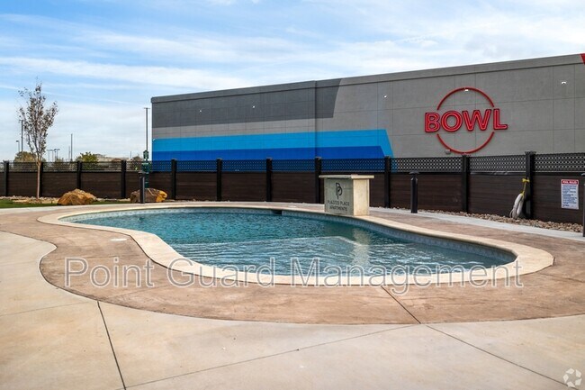 Foto del edificio - 1230 N Greenwich Rd