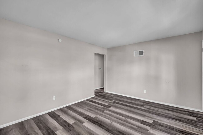 Foto del edificio - Charming 3-Bedroom, 1-bathroom home locate...