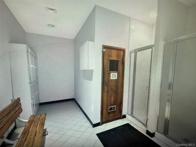 Foto del edificio - 5 Laramie Ct