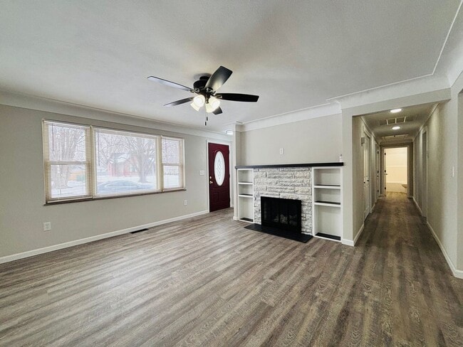 Building Photo - Remodeled 3 bedroom home- available now!